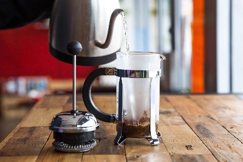 french press, brewing guide, step 2