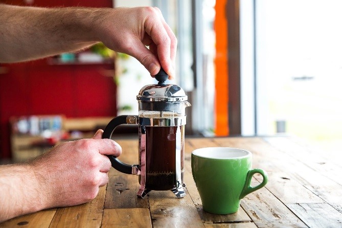french press, brewing guide, step 5